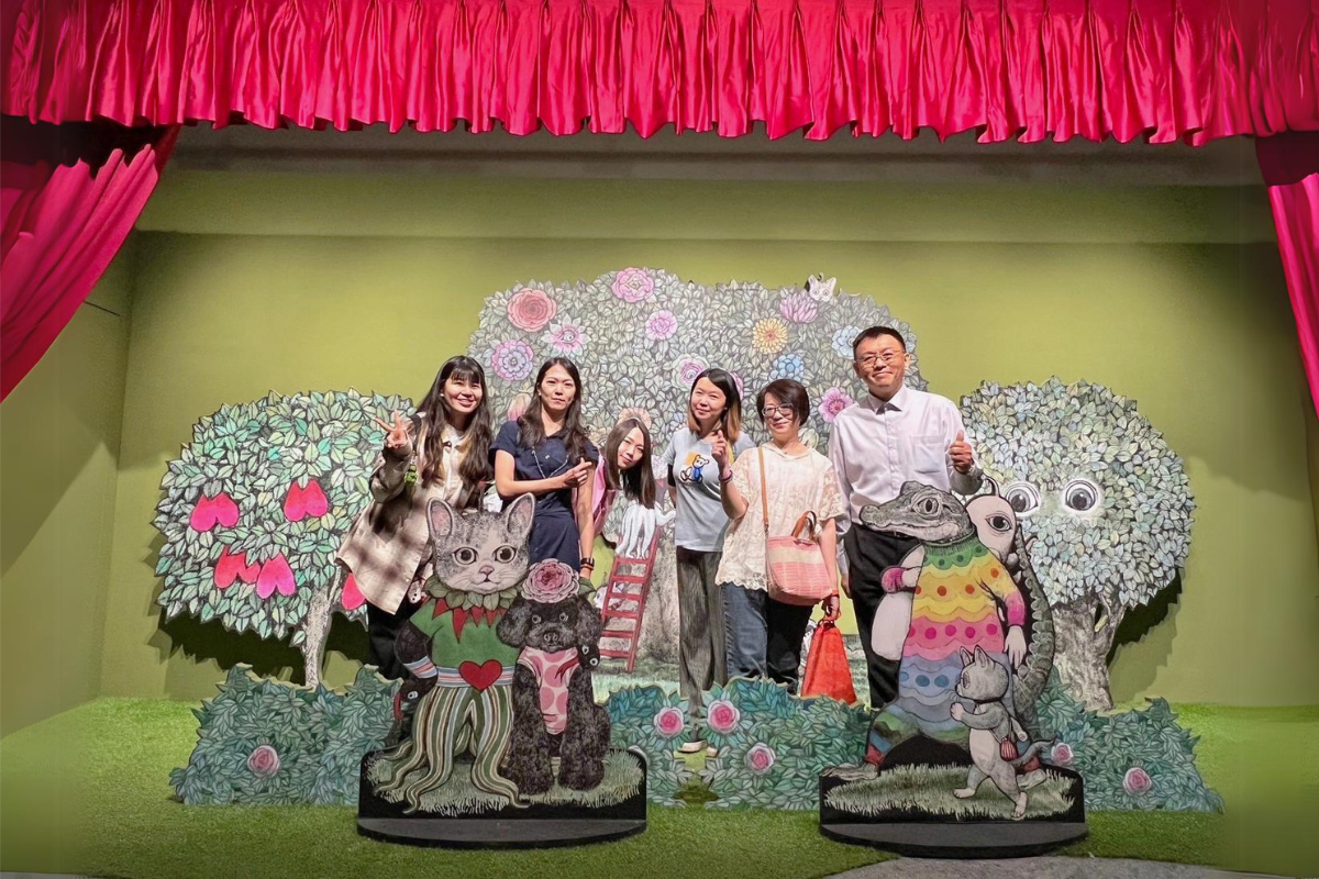 薇霓肌本員工看奇幻動物森林-樋口裕子展，透過文化藝術啟發創意靈感